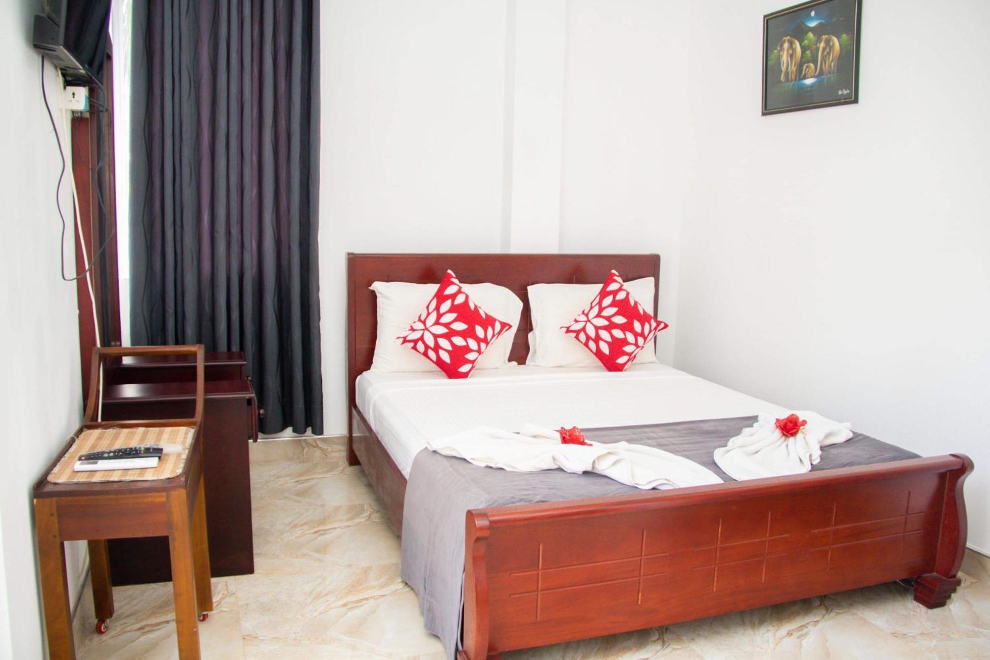 Yolanda Villa Negombo Esterno foto