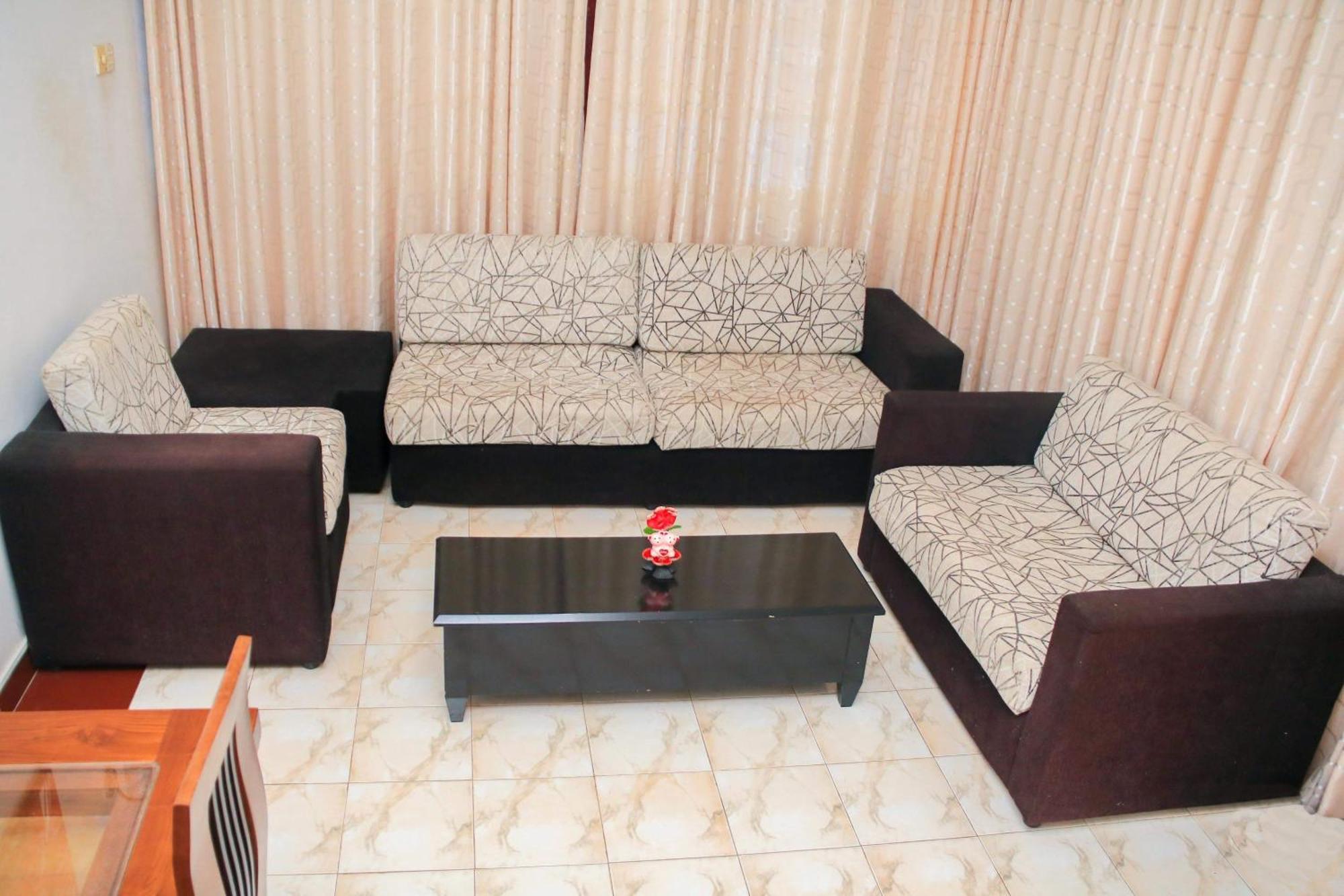 Yolanda Villa Negombo Esterno foto