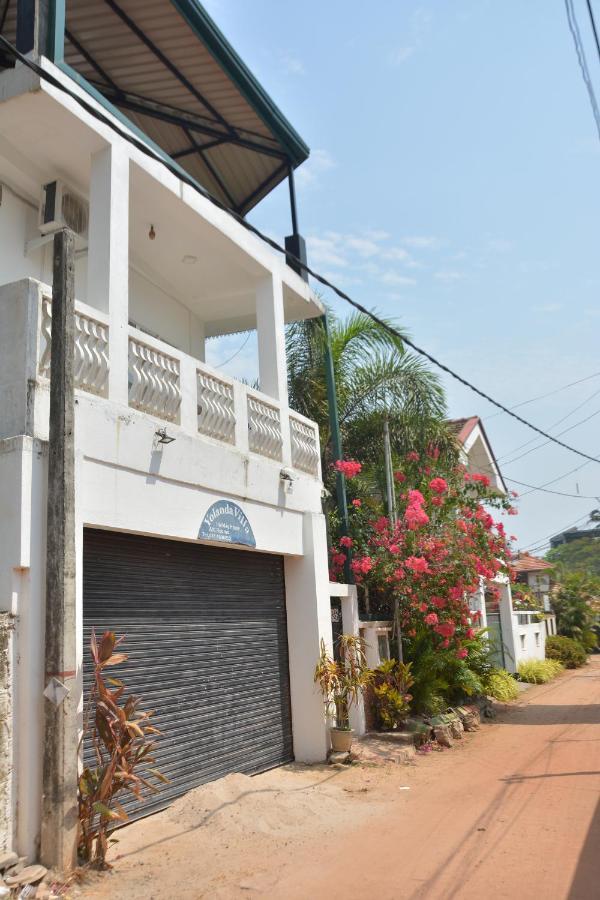 Yolanda Villa Negombo Esterno foto