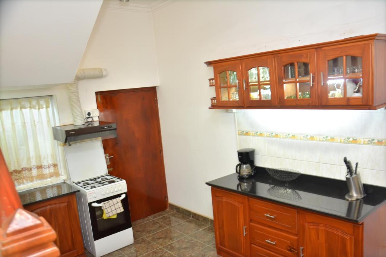 Yolanda Villa Negombo Esterno foto